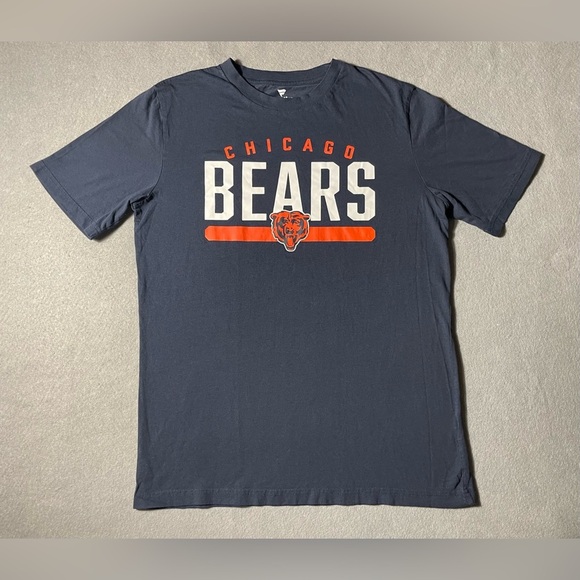 Chicago Bears Fanatics T-Shirt Large Navy Blue NFL Arc & Pill Logo Tee - Picture 1 of 5